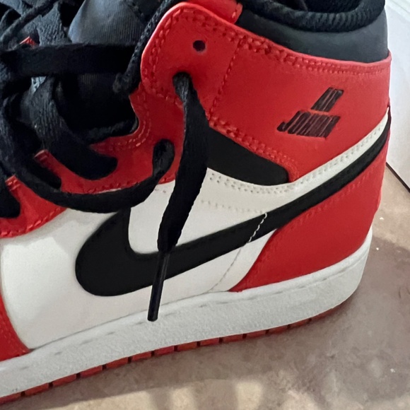 Air Jordan 1 “Rare Air” Max Orange Size 6.5Y - Picture 11 of 16